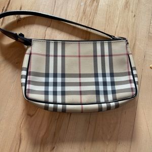 Burberry purse